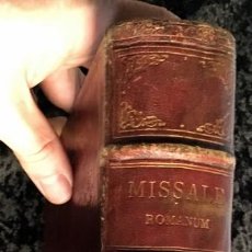 Libros antiguos: MISSALE ROMANUM - MISAL ROMANO - MECHLINIAE - GRABADOS - PARTITURAS. Lote 294146333