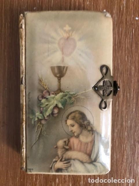 Libros antiguos: Misal, devocionario nacar. 1929 - Foto 1