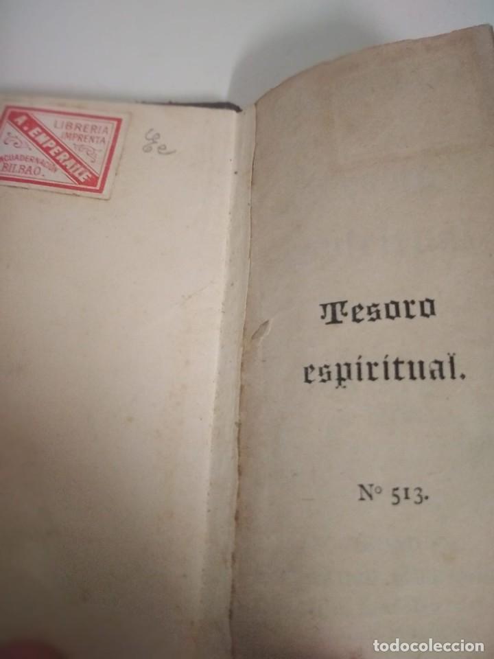 Libros antiguos: Devoci&oacute;nario tesoro espiritual 1897 - Foto 2