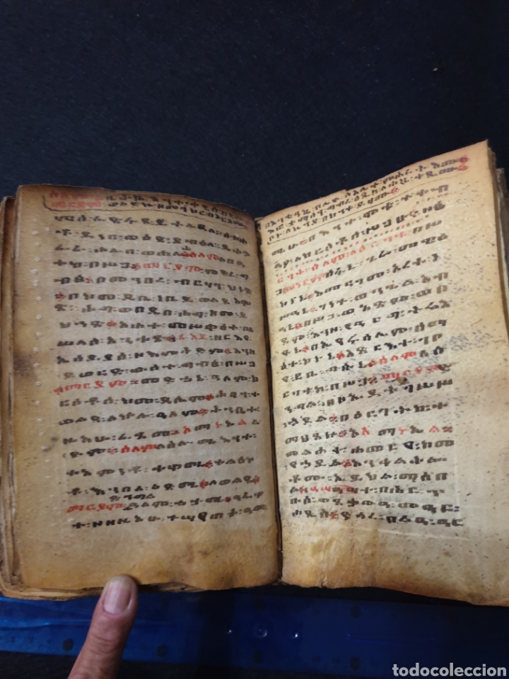 Libri antichi: Antigua Biblia Copta manuscrita Etiop&iacute;a.