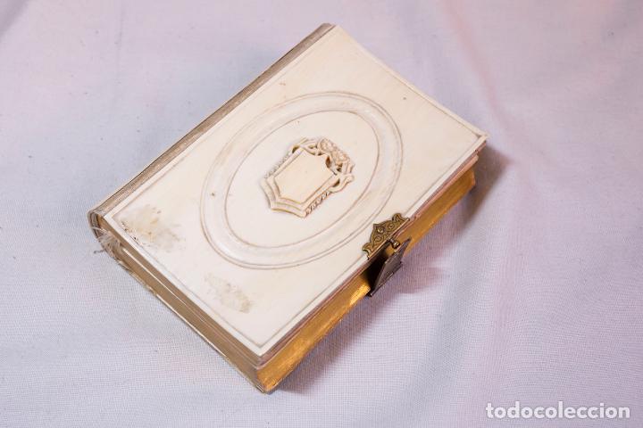 Libros antiguos: Misal Marfil