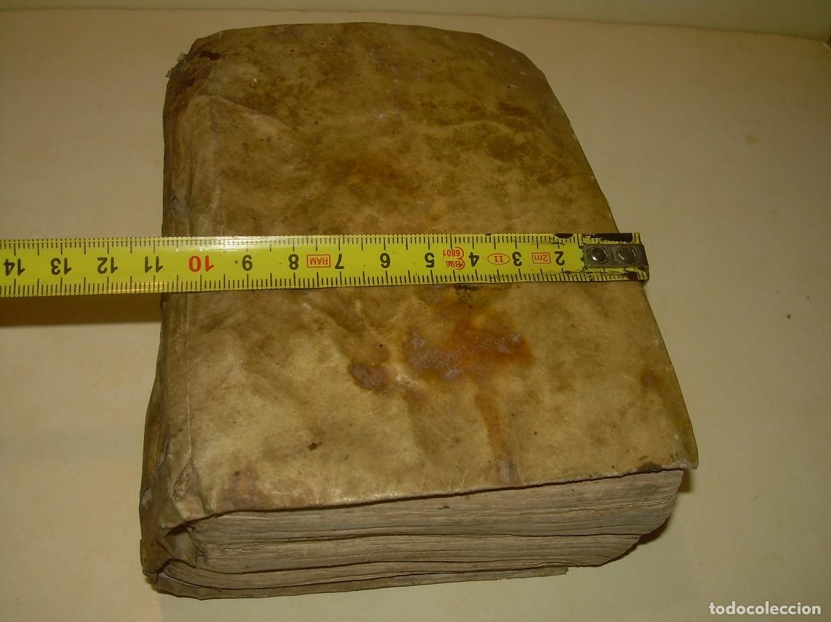 Libros antiguos: LIBRO TAPAS DE PERGAMINO A&Ntilde;O....1628. - Foto 11