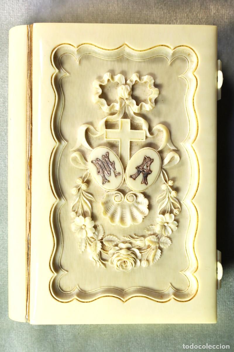 Libros antiguos: Libro La perla del cristiano. El oficio divino. Modernista. Book The pearl of the Christian.