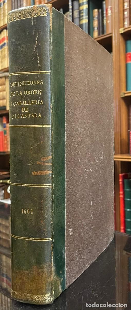 Old books: Difiniciones de la Orden y Cavalleria de Alcantara con la Historia y Origen de Ella