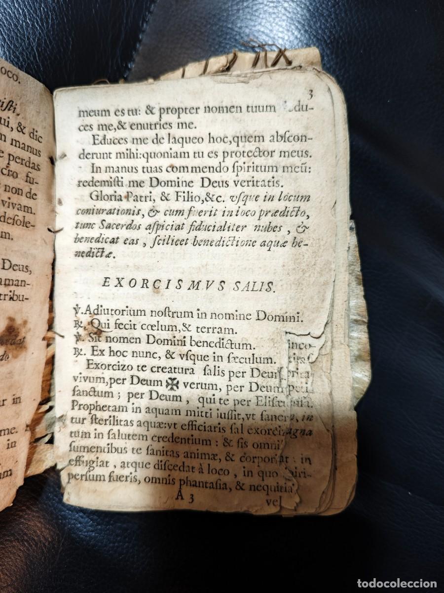Libros antiguos: Antiguo libro en lat&iacute;n exorcismo - Foto 2