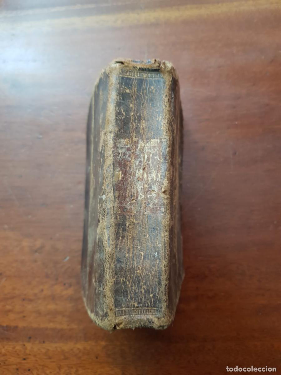 Libros antiguos: ANTIGUO LIBRO RELIGIOSO-TAPAS DE PIEL - Foto 2