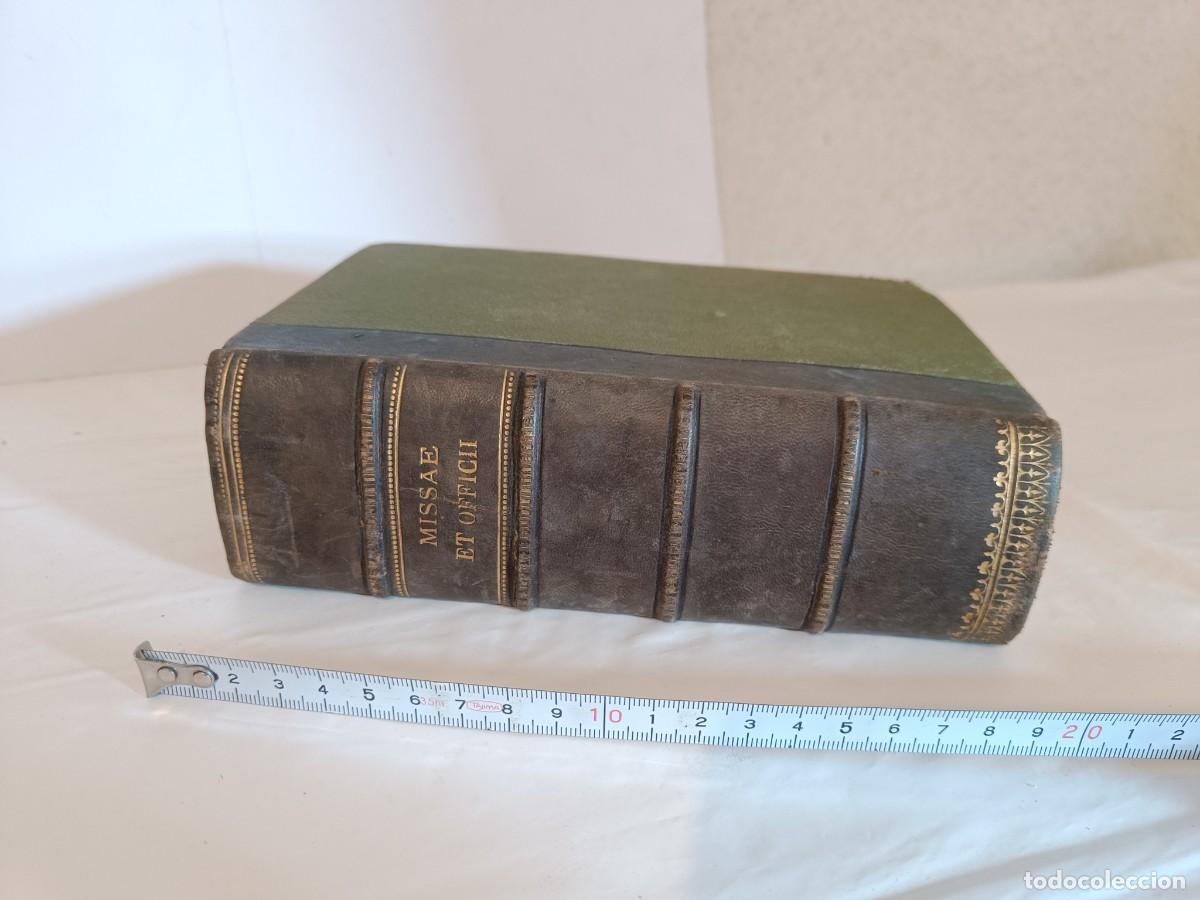 Libros antiguos: Liber Usualis Missae et Officii (1923) Descl&eacute;e & Socii. Canto Gregoriano. Solesmes.