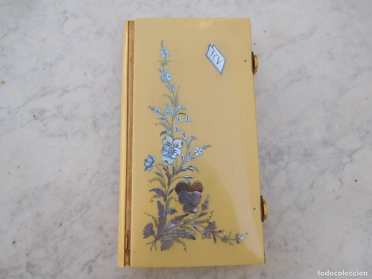 Libros antiguos: Misal antiguo oficio del cat&oacute;lico a&ntilde;o 1892 Incrustaciones de plata y vistas de oro
