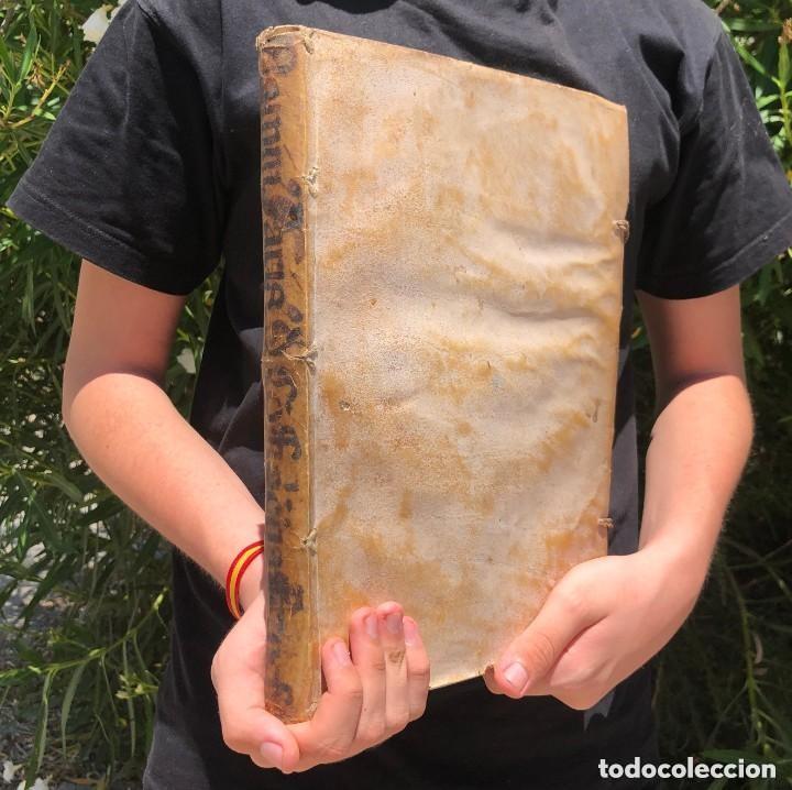 Livros antigos: A&ntilde;o 1595 - De Confidentia Beneficiali Prohibita Tractatus - Folio - Pergamino - Derecho can&oacute;nico