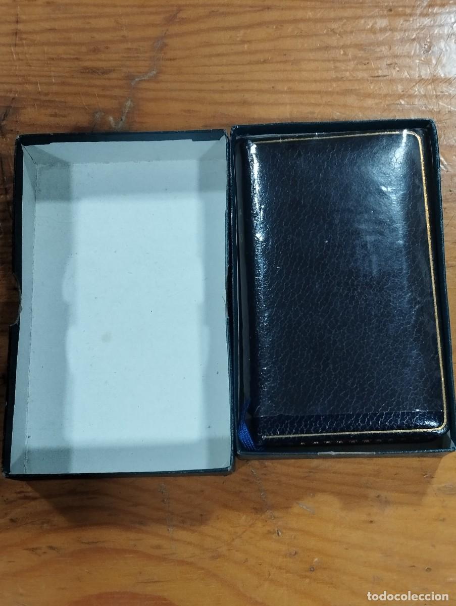 Libros antiguos: DEVOCIONARIO &rdquo;DIOS CONMIGO&rdquo; CON TAPAS DE PIEL &Oacute; SIMILAR.