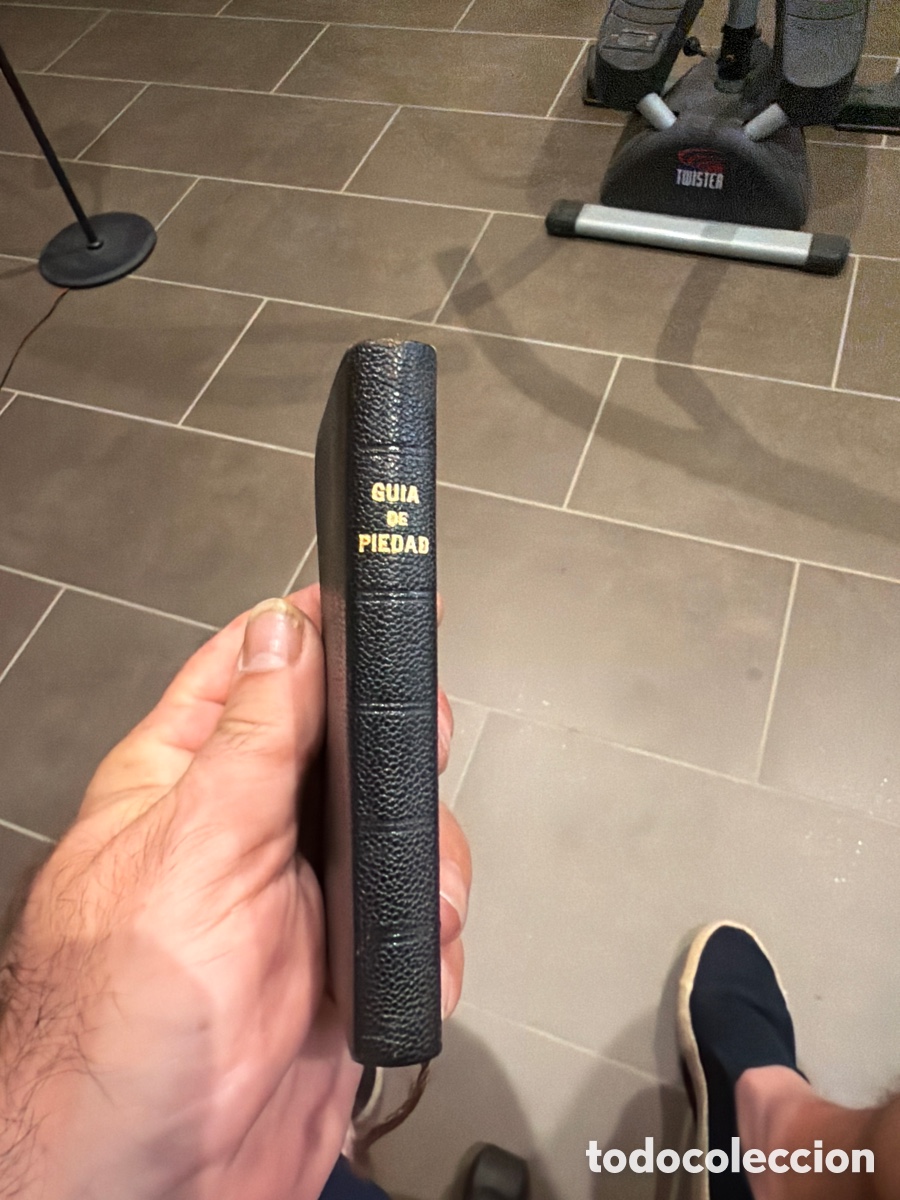 Libros antiguos: Gu&iacute;a de piedad (Devocionario conteniendo la santa misa, meditaciones para la confesi&oacute;n, etc)