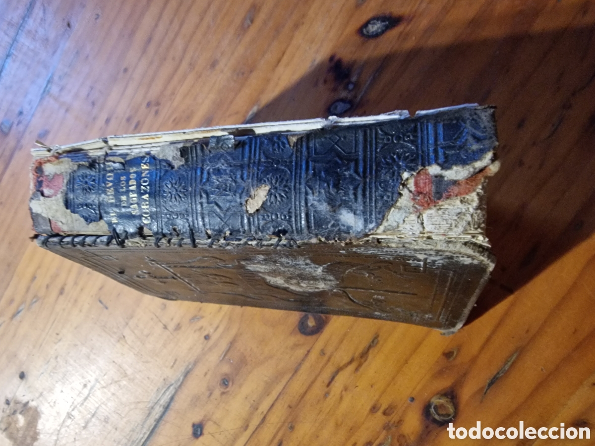 Libros antiguos: Antiguo libro el devoto de los sagrados corazones,a&ntilde;o 1892,con error,ver fotos