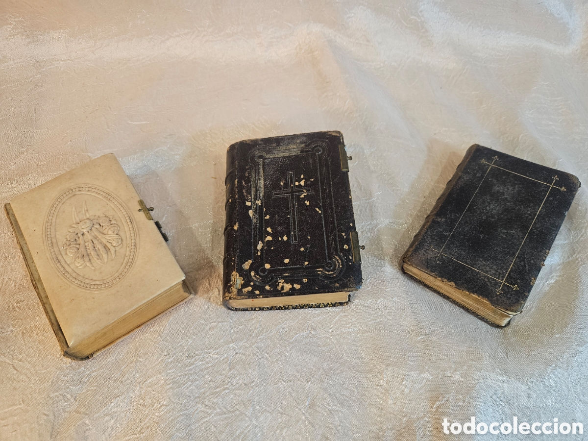 Libros antiguos: 3 misales sxix y 1900 francia