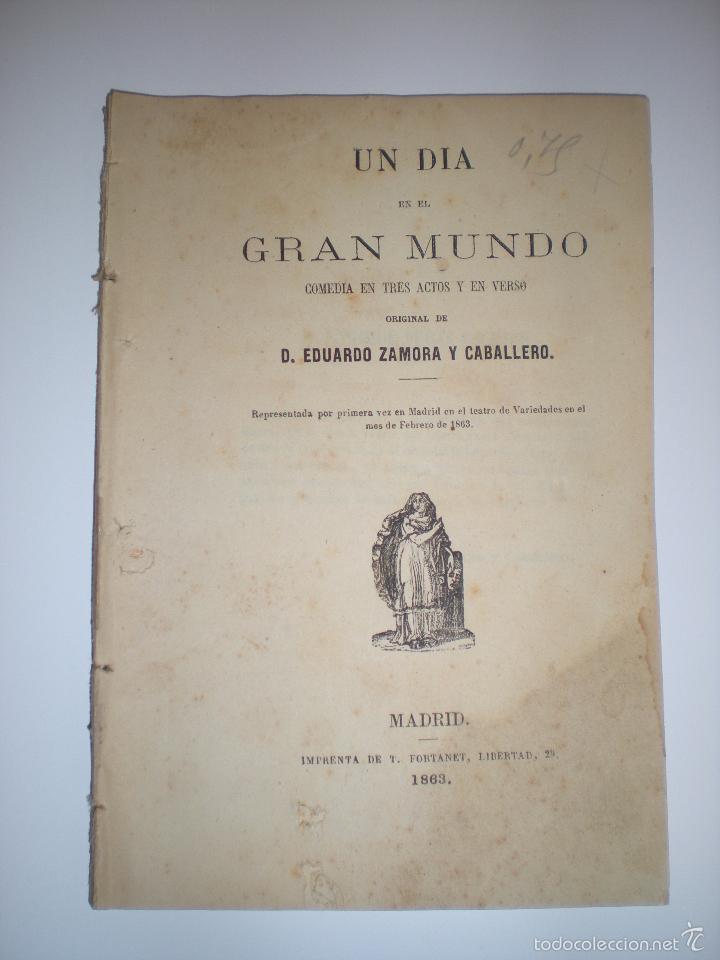 Livros antigos: Un d&iacute;a en el gran mundo