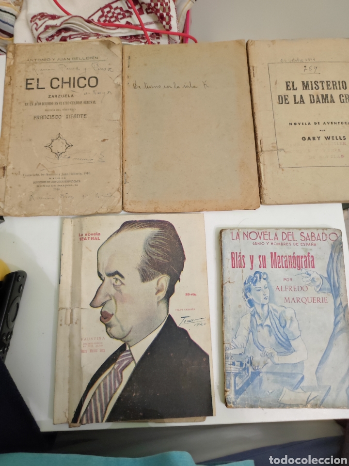 Livros antigos: cinco libros antiguos a&ntilde;os 10 , 20 ,30 y 40