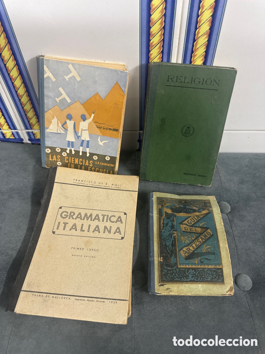 Libros antiguos: Lote, de cuatro libros de escuela - Foto 1