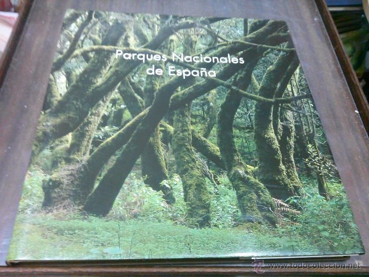 Libros antiguos: Parques Nacionales de Espa&ntilde;a - Foto 1