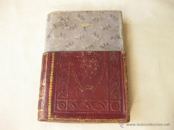 Libros antiguos: FUNDA CAJA LIBRO DE LA GUIA DE FORASTEROS DE 1832 - Foto 4