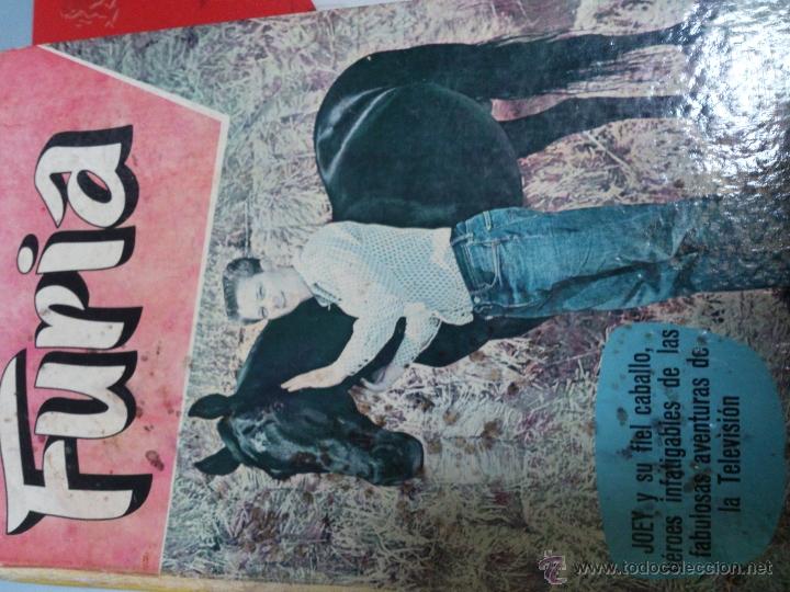 Libros antiguos: Libro Comic FURIA - Foto 2