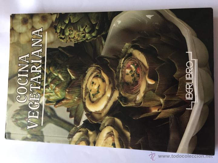 Libros antiguos: Cocina vegetariana - Foto 1