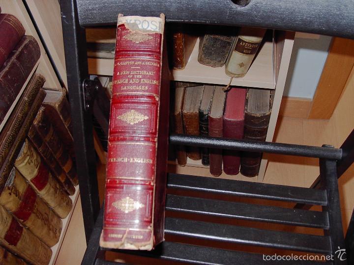 Libros antiguos: FRNCH AND ENGLISH DICTIONARY-FINALES XIX - Foto 3