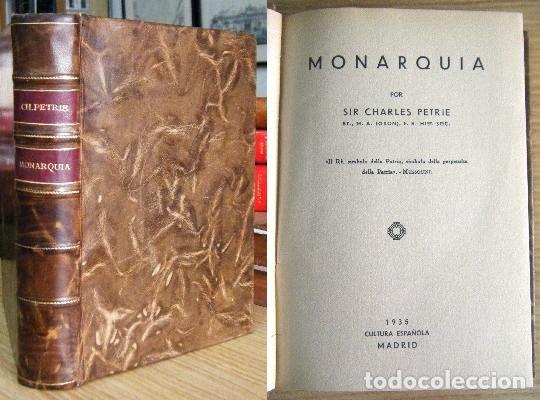 Libros antiguos: MONARQUIA. - PETRIE, CHARLES. - A-MONA-169. - Foto 1