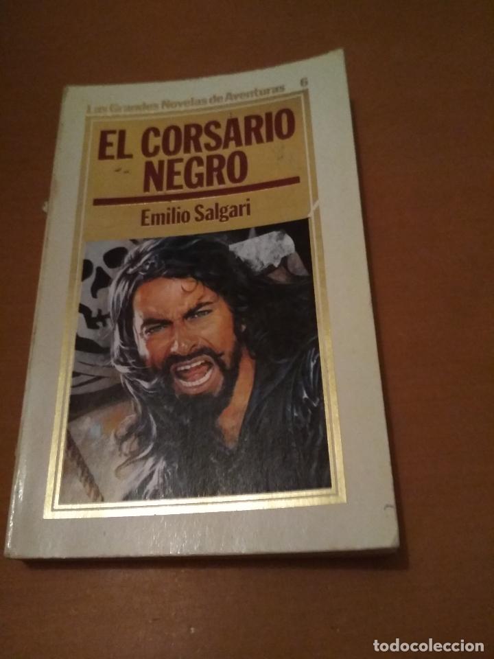 Libros antiguos: Emilio Salgari - el corsario negro - Foto 1