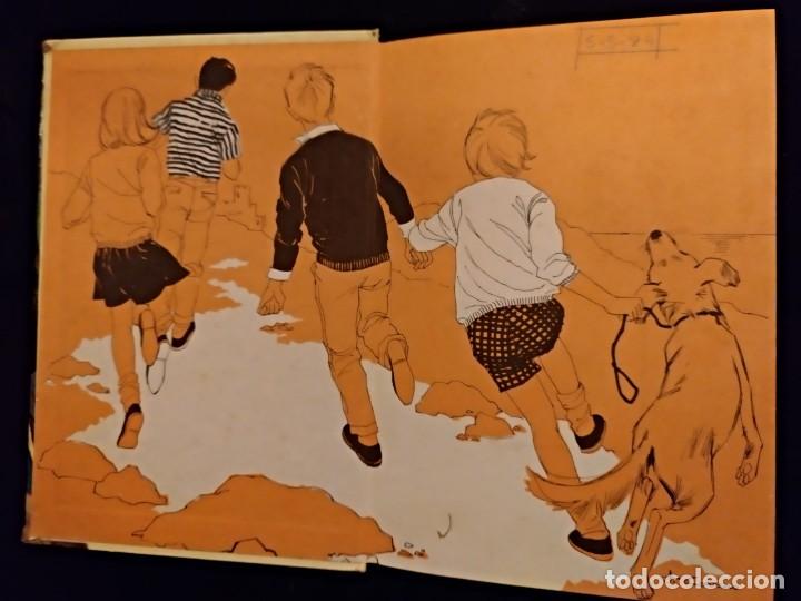 Libros antiguos: LOS CINCO SE VEN EN APUROS - ENID BLYTON - Foto 4