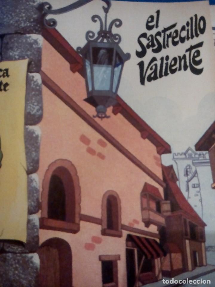 Libros antiguos: libro mickey mouse el sastrecillo valiente y ali baba y los 40 ladrones disney - Foto 8