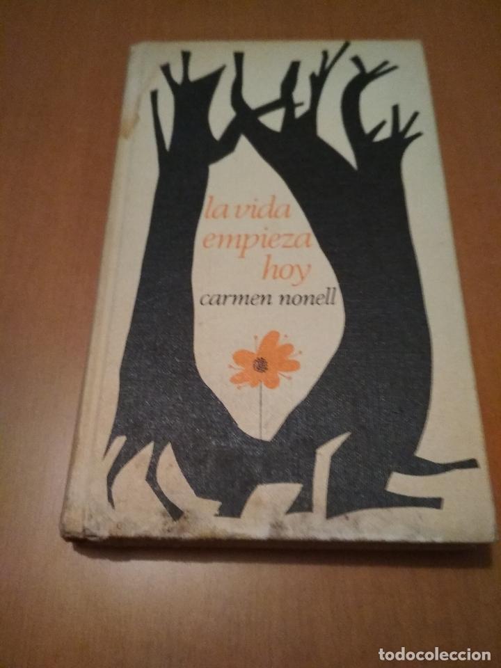 Libros antiguos: la vida empieza hoy - Foto 1