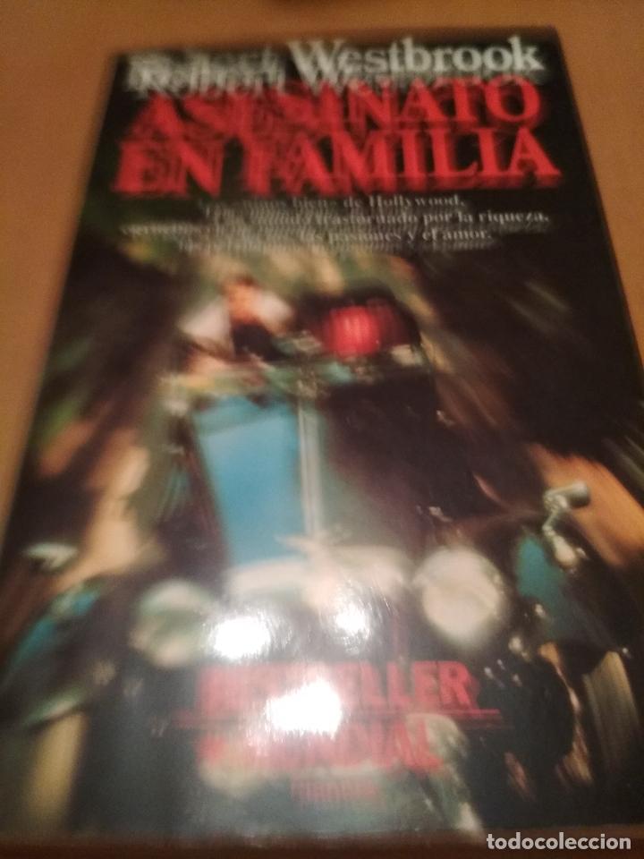 Libros antiguos: Asesinato en familia - Foto 1