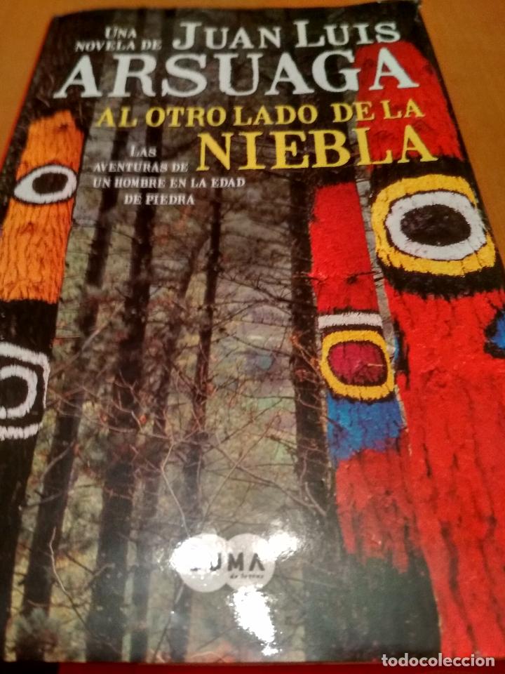 Libros antiguos: Al otro lado de la niebla - Foto 1