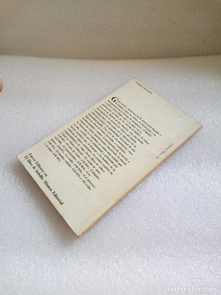 Libros antiguos: EL EXTRANJERO. ALBERT CAMUS. ALIANZA EMECE. - Foto 6