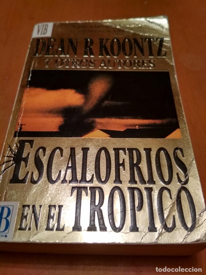 Libros antiguos: Escalofr&iacute;os  en el tr&oacute;pico - Foto 1