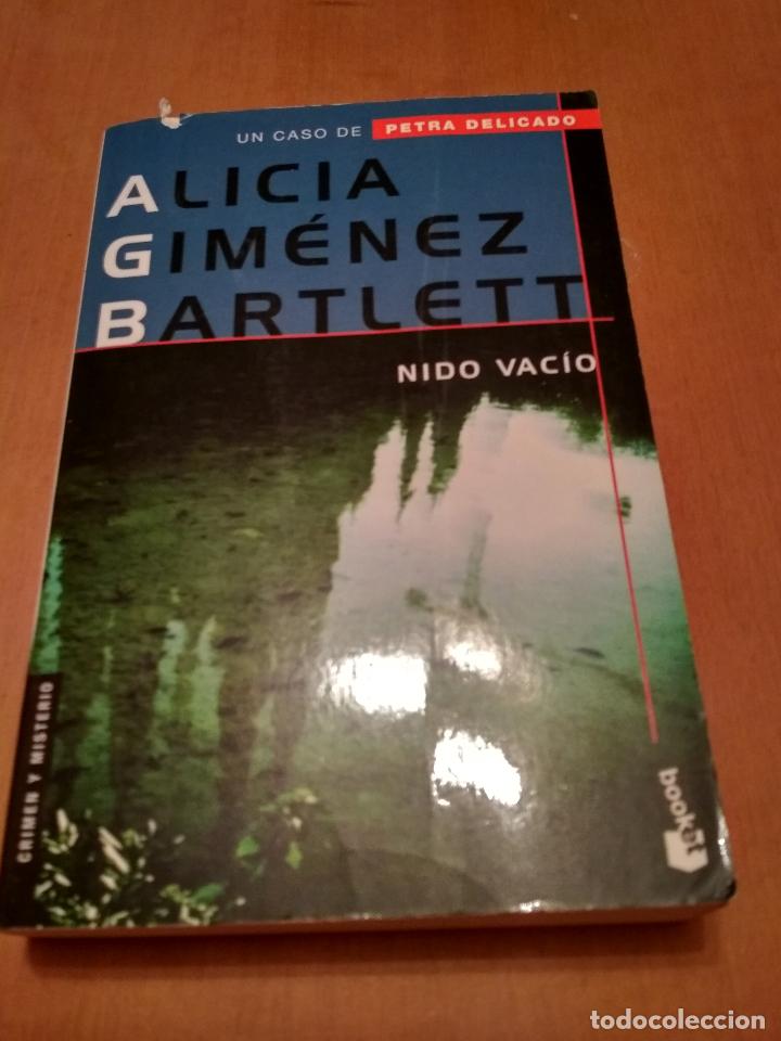 Libros antiguos: Nido vac&iacute;o - Foto 1