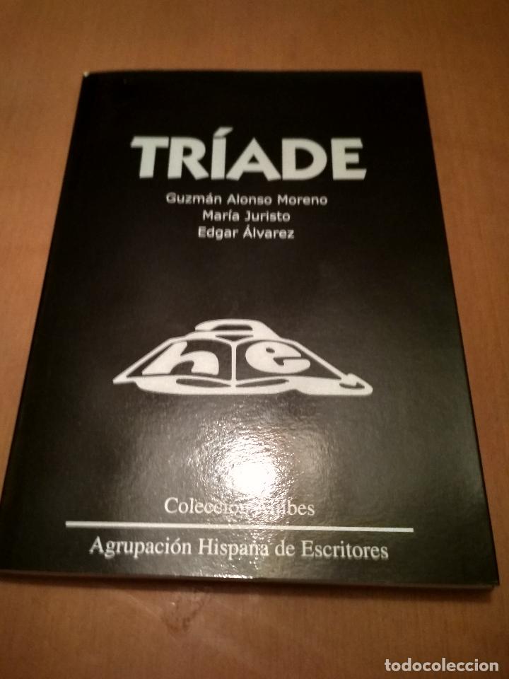 Libros antiguos: Triade - Foto 1