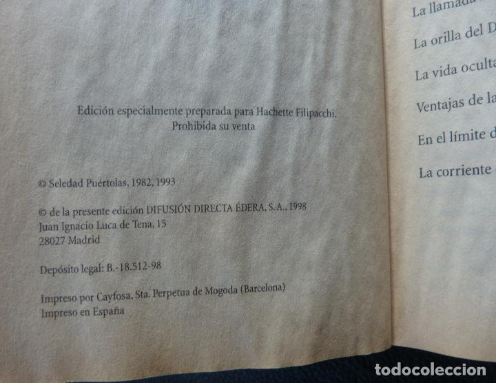 Libros antiguos: Libro A la hora en que cierran los bares,Soledad Puertolas,1998 - Foto 3