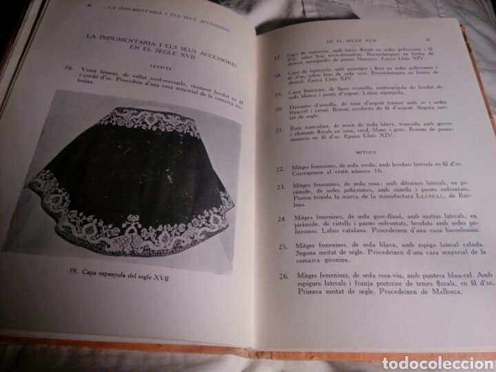 Libros antiguos: Cataleg de la col.leccio dindumentaria de Manuel Rocamora - Foto 4
