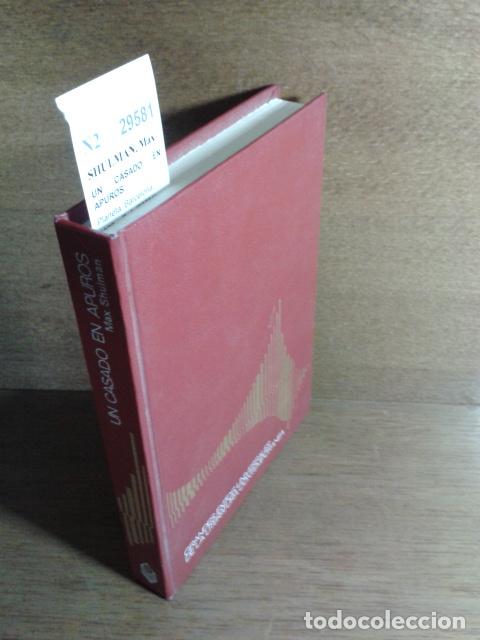 Libros antiguos: SHULMAN, Max - UN CASADO EN APUROS - Foto 1