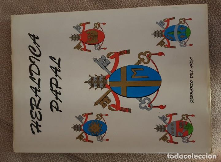 Libros antiguos: HER&Aacute;LDICA PAPAL - Foto 3