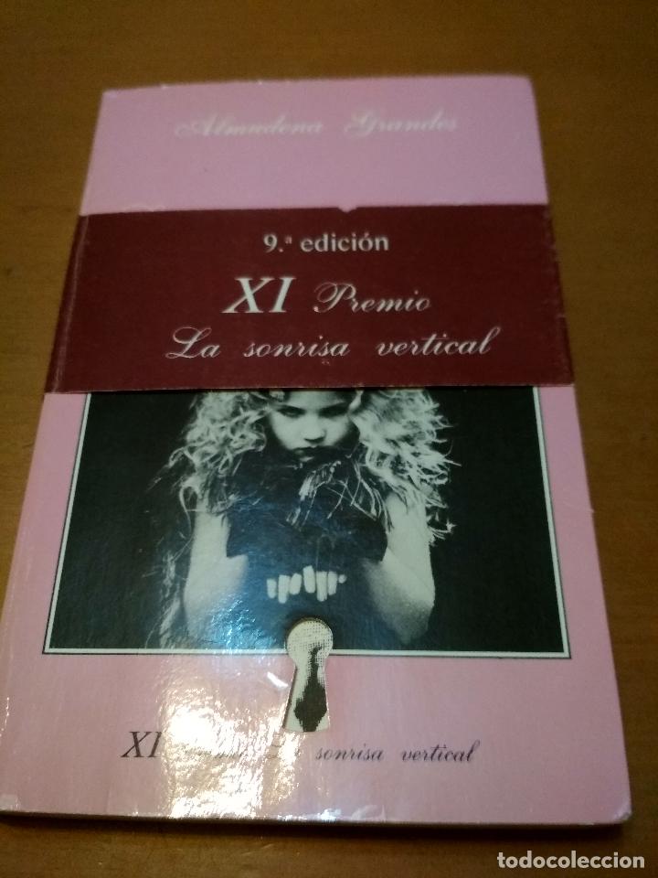 Libros antiguos: La sonrisa vertical - Foto 1