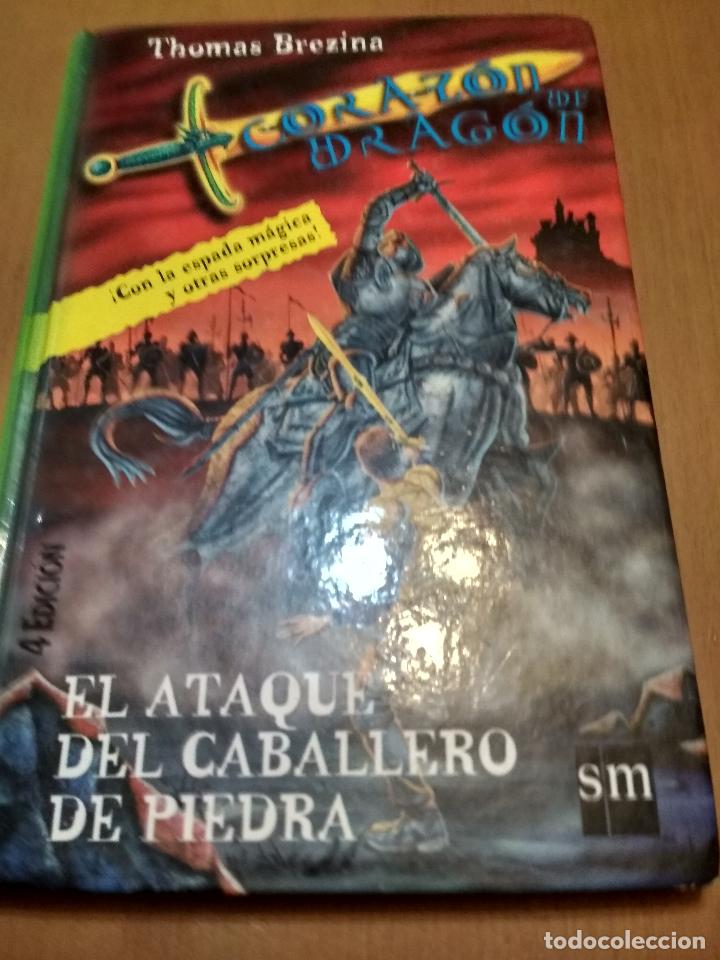 Libros antiguos: El ataque del caballero de piedra - Foto 1