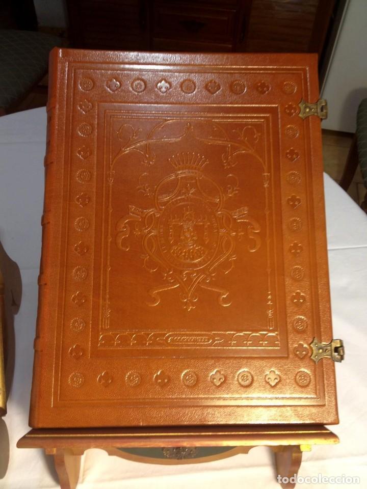 Libros antiguos: Facsimil &ldquo;Libro de la Real Cofrad&iacute;a de los Caballeros del Sant&iacute;simo y de Santiago&rdquo; - Foto 1