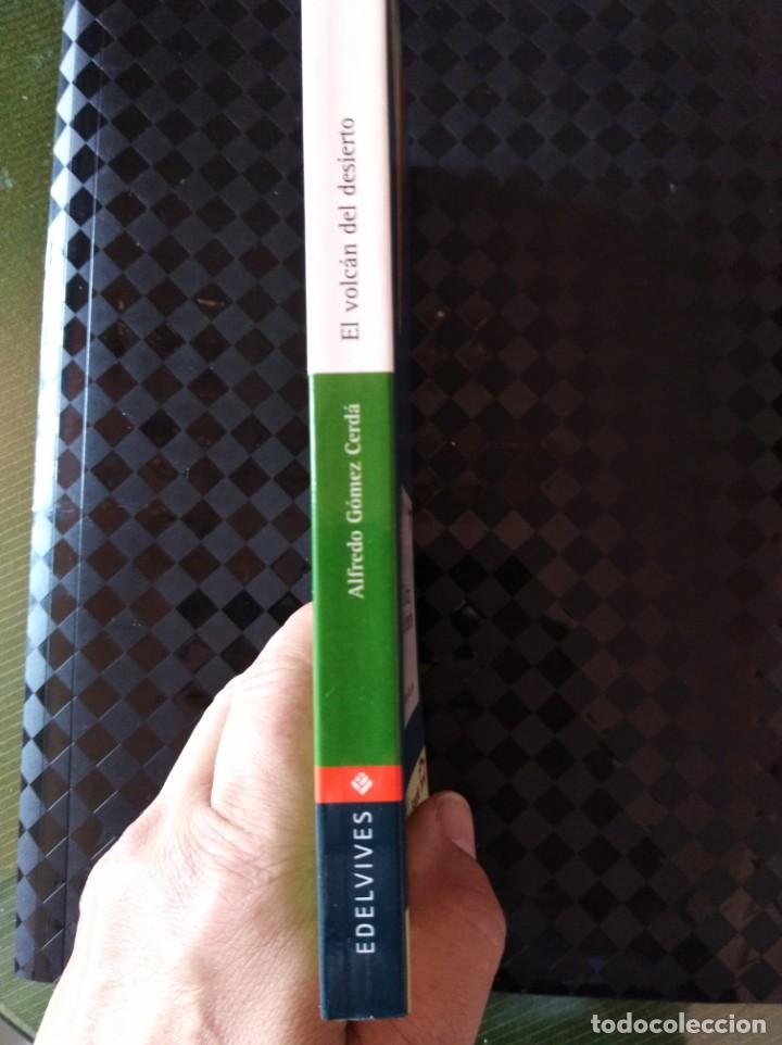 Libros antiguos: Novela - el volc&aacute;n del desierto - Foto 2