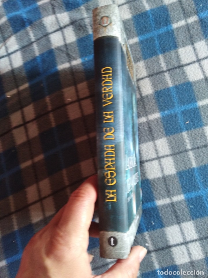 Libros antiguos: Novela - la espada de la verdad - la se&ntilde;ora de la muerte (442) - Foto 2