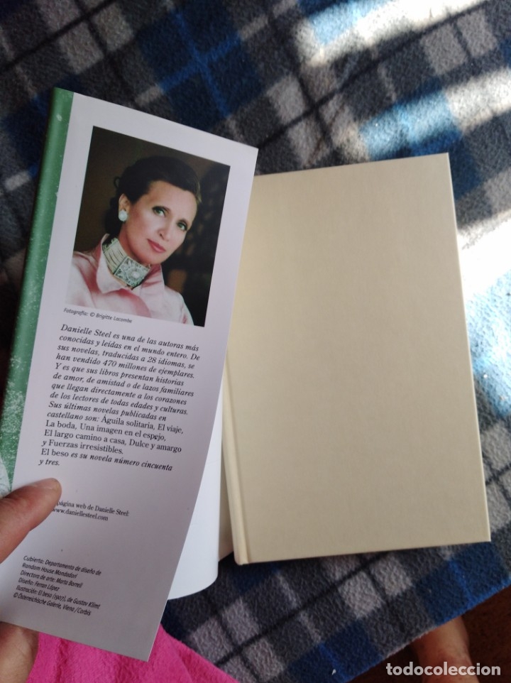 Libros antiguos: Novela - el beso - Danielle steel (441) - Foto 3