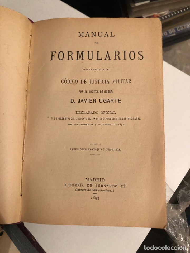 Libros antiguos: Manual formularios y c&oacute;digo militar - Foto 2