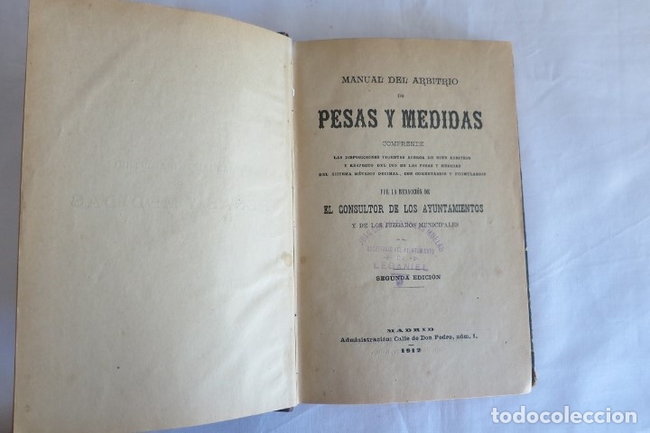 Libros antiguos: Manual del arbitrio de Pesas y medidas 1912 - Foto 1