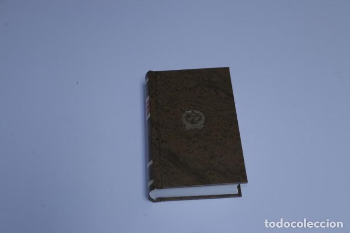 Old books: El pensador (Edici&oacute;n facs&iacute;mil) Joseph Clavijo y Fajardo - Tomo I, III y V