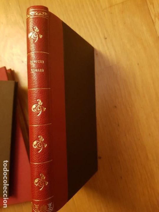 Old books: Compendio del derecho romano :sus definiciones, divisiones y cuestiones m&aacute;s importantes : libro util